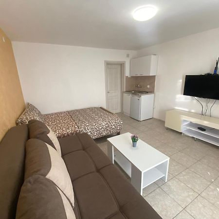 Apartmani Marojevic, بار المظهر الخارجي الصورة