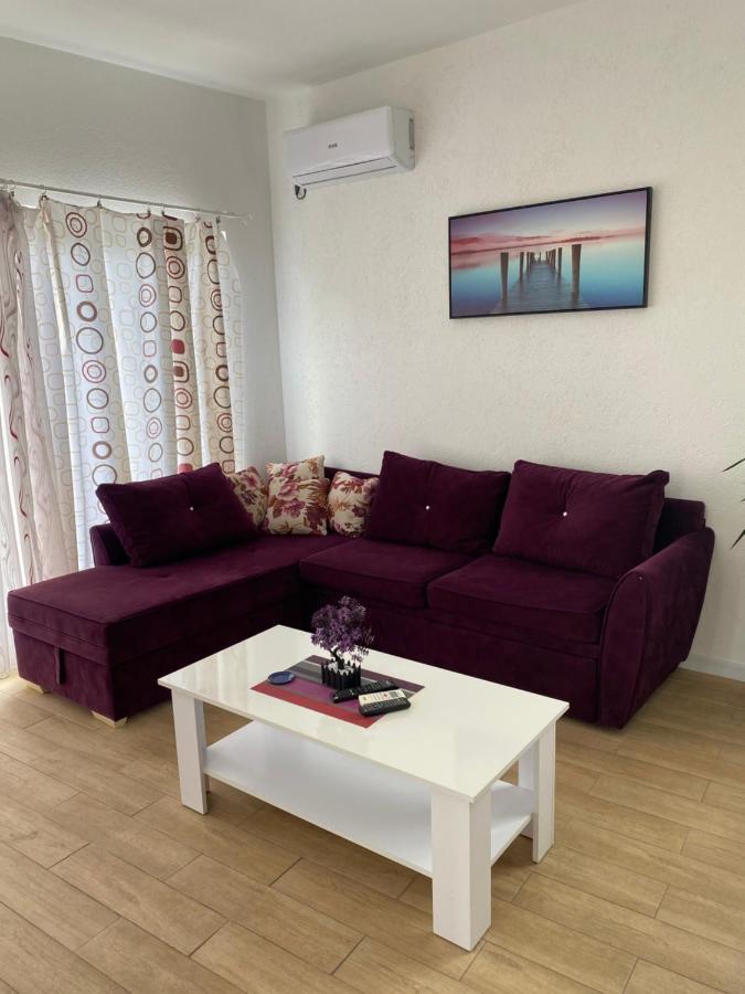 Apartmani Marojevic, بار المظهر الخارجي الصورة