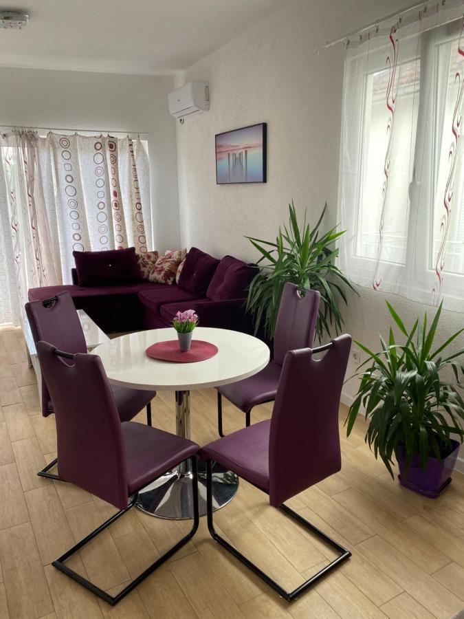 Apartmani Marojevic, بار المظهر الخارجي الصورة