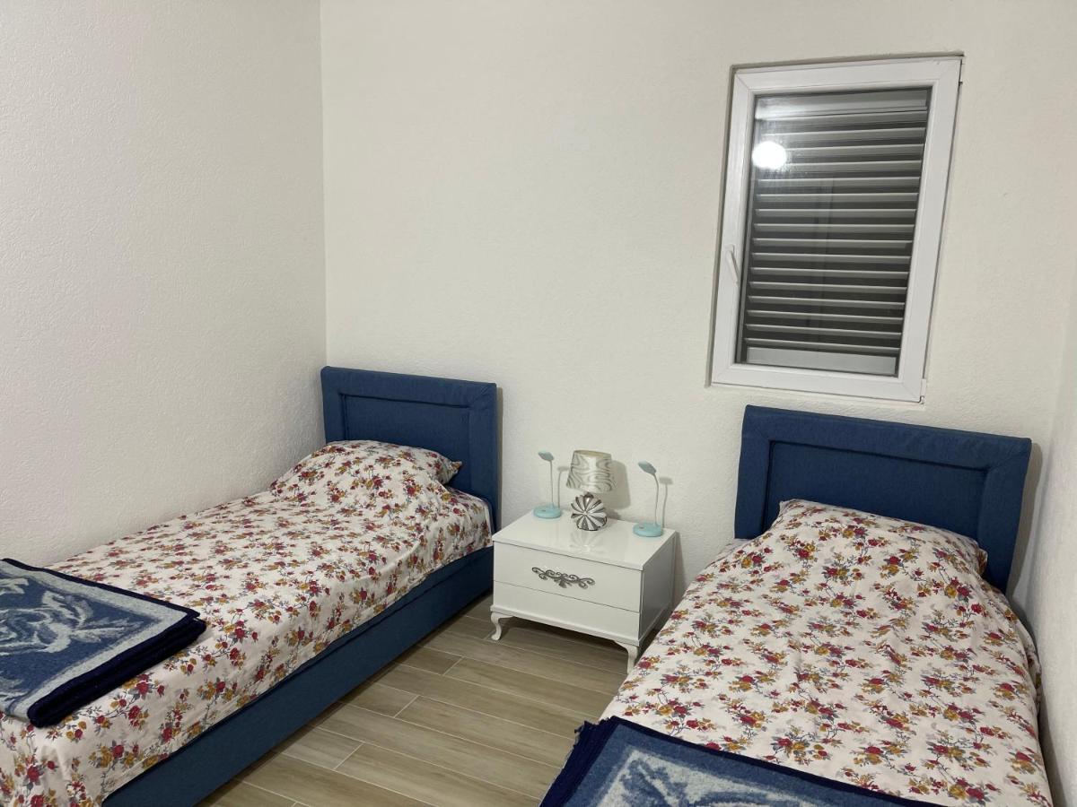 Apartmani Marojevic, بار المظهر الخارجي الصورة
