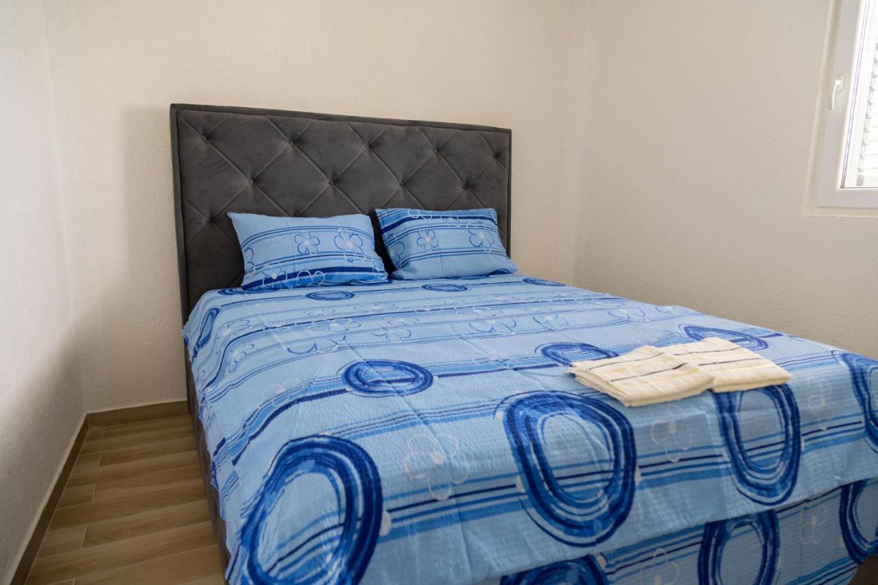 Apartmani Marojevic, بار المظهر الخارجي الصورة