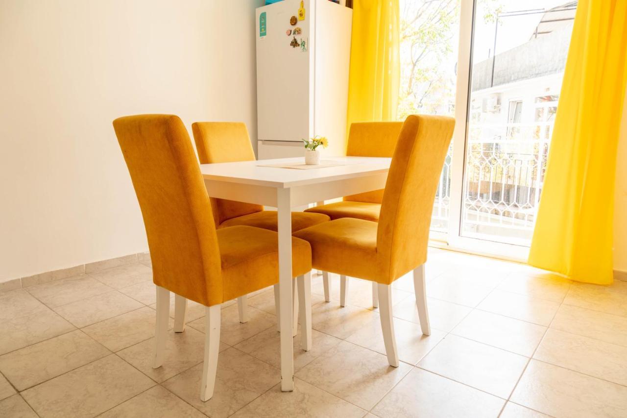 Apartmani Marojevic, بار المظهر الخارجي الصورة