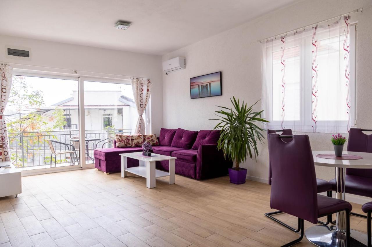 Apartmani Marojevic, بار المظهر الخارجي الصورة